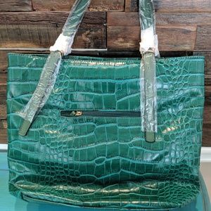 Green pleather tote bag crocodile pattern